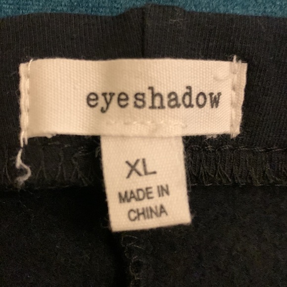 NWT “eye shadow” blk bell bottoms split hem pants - Picture 4 of 6